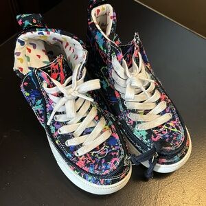 Girls Billy sneakers size 1.